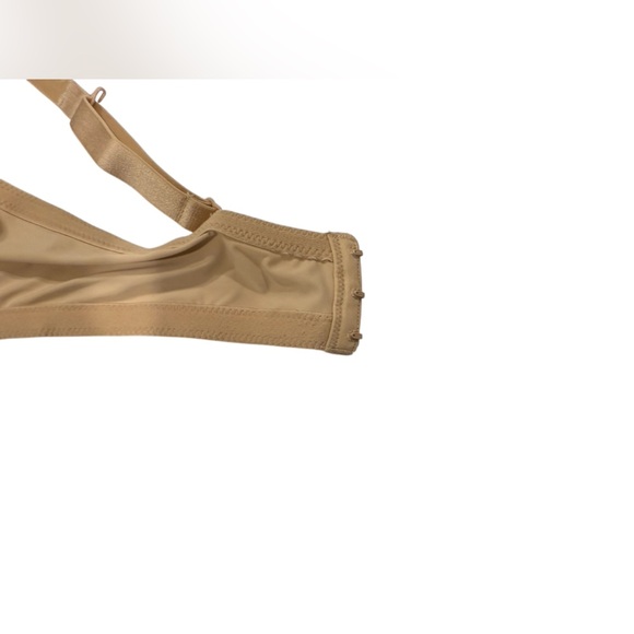 Seamless Tan Bra Auden 40 D Everyday Bra Comfortable, minimalist, office - Picture 13 of 14